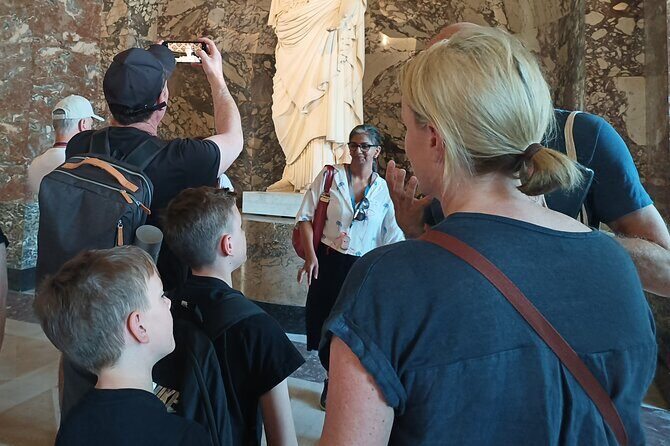 Off the Crowds Louvre private tour by night for Kids w/fast entry - FAQ