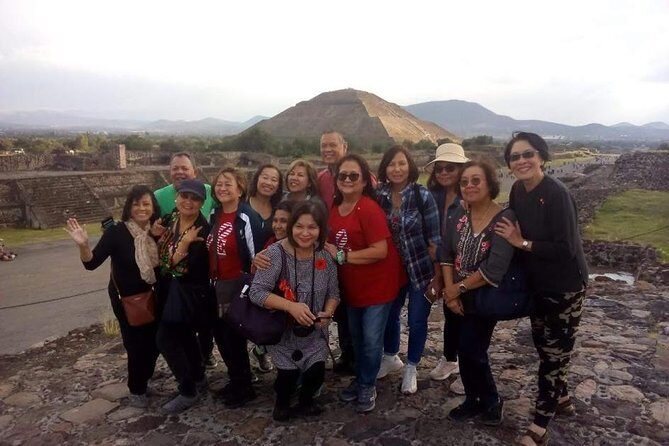 OFFER / Private COMBO 2 days Frida Kahlo Museum / Xochimilco -Teotihuacan / Basilica. - The Layers of the Itinerary