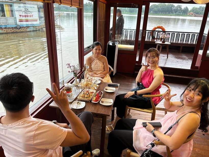 Official Hue: Dragon Boat, Imperial Citadel, & Market Tour - Tour Experience and Customer Feedback