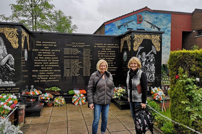 Official World Famous Belfast Taxi Tour ™ - Customer Reviews