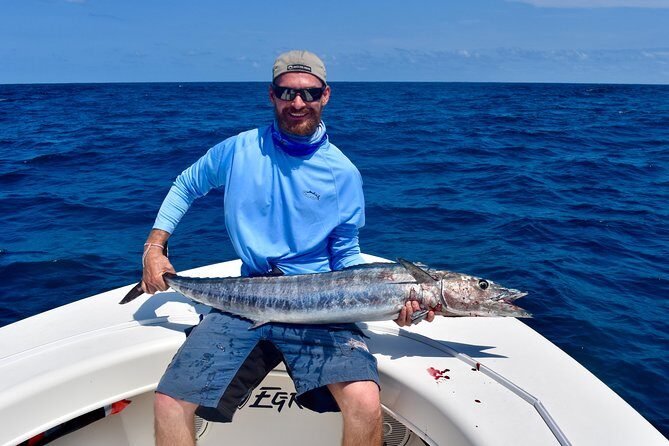 Offshore Sport & Flyfishing - 7 hours - A Closer Look at the Experience