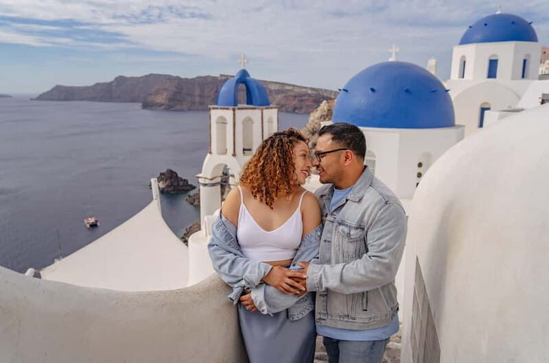Oia: Couple Photoshoot Seprate Entrance to Blue Dome - What to Expect from the Photoshoot