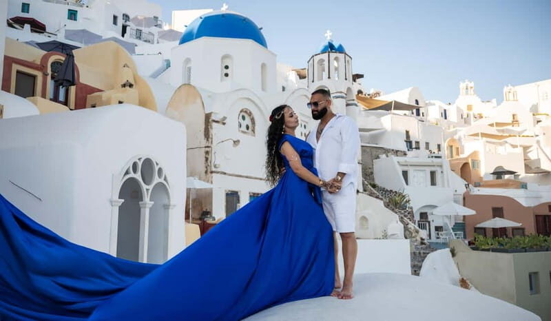 Oía: Santorini Professional Photoshoot with Edited Photos - The Itinerary: What to Expect?