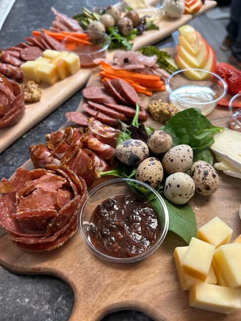 Okanagan Blackberry Fest; Wine Flights & Charcuterie Kelowna - Key Points