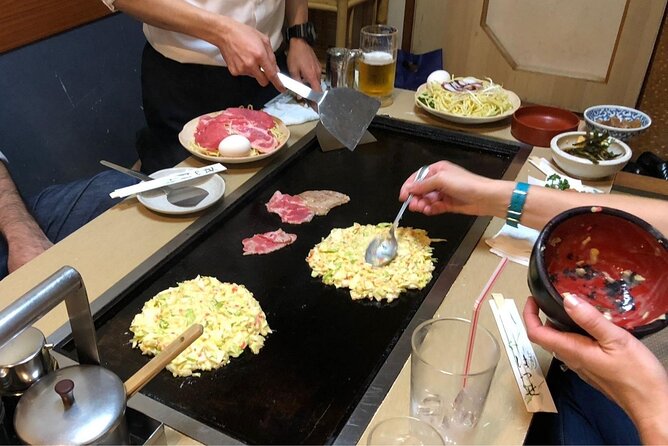 Okonomiyaki Experience, Osakas World Famous Pancake - The Okonomiyaki Experience