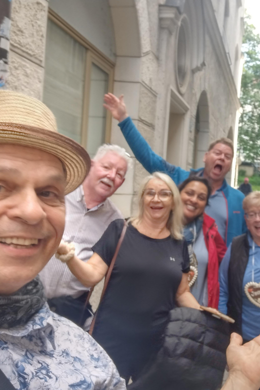 Oktoberfest Museum Visit and Beer Tasting With Sommelier - Tour Start Time