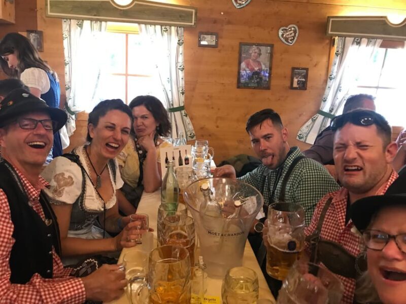 Oktoberfest Tour and Table Reservation at a Major Tent - FAQ