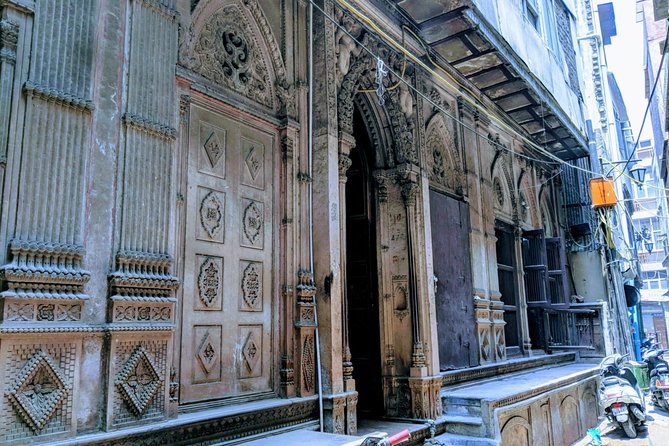 Old Delhi Haveli Visit and Bazaar Walk Tour - Booking and Pricing Details