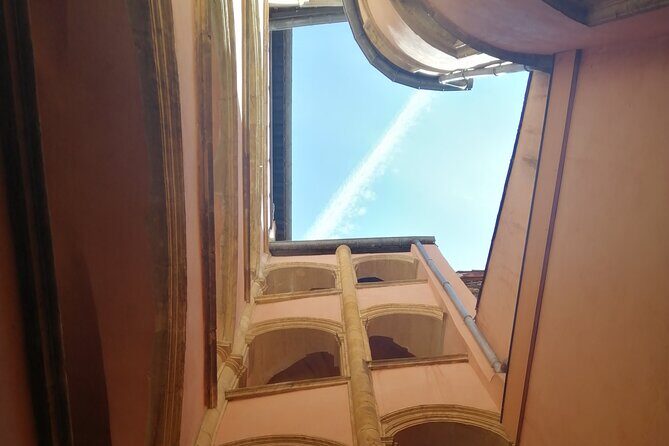 Old Lyon Private Guided Walking Tour - Exploring Lyon’s Old Town: A Private Guided Walking Tour Worth Considering