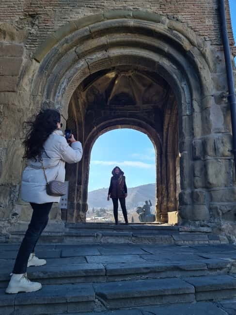 Old Tbilisi Highlights Walking Tour with Wine & 10 Tastings - Authentic Guides Make All the Difference  