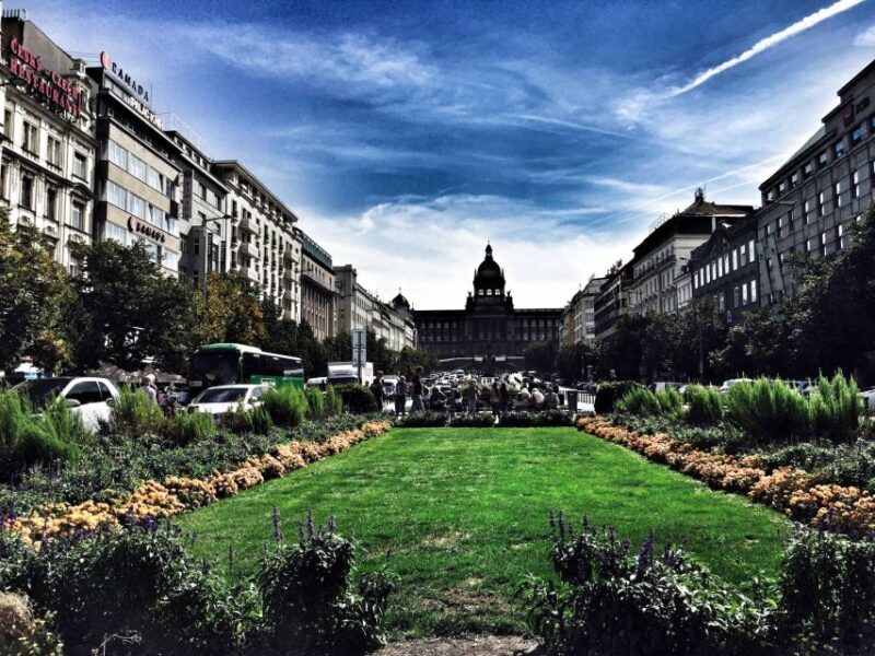 Old Town Prague Walking Tour - Authentic Reviews and Traveler Insights