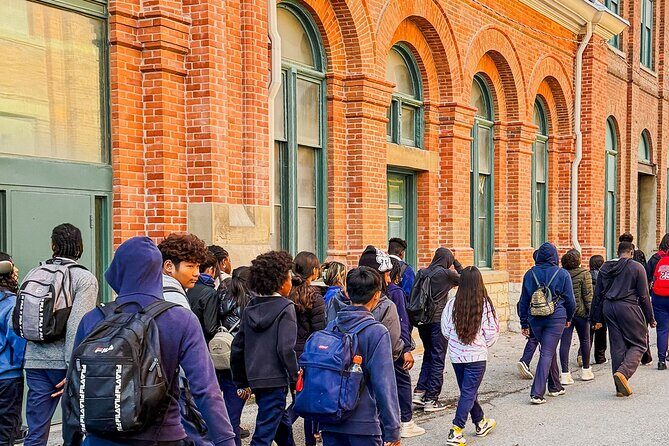 Old Town Toronto and Saint Lawrence Market Walking Tour - An In-Depth Look at the Tour Experience