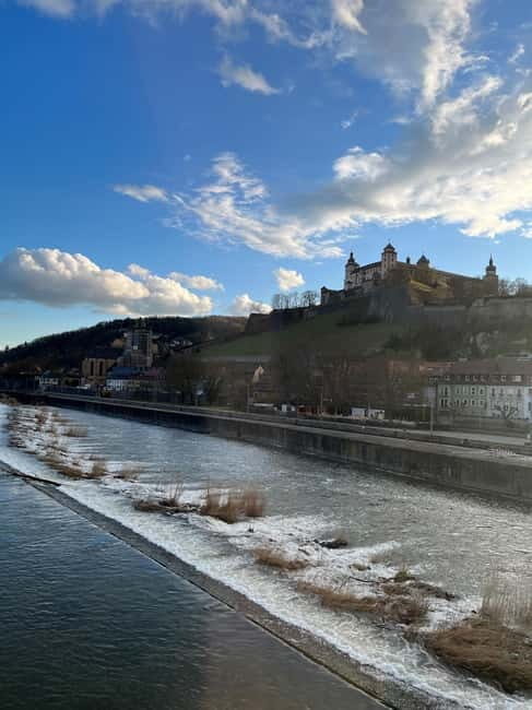 Old town tour of Würzburg with wine tasting on the Old Main Bridge - FAQ