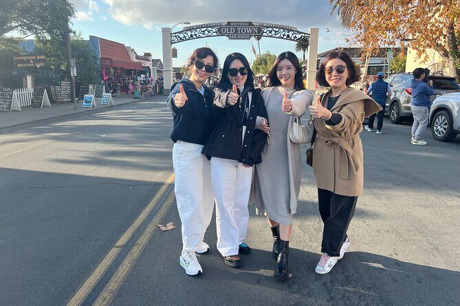 Old Town Walking Tour - A Walk Through the Past: What to Expect on the Tour