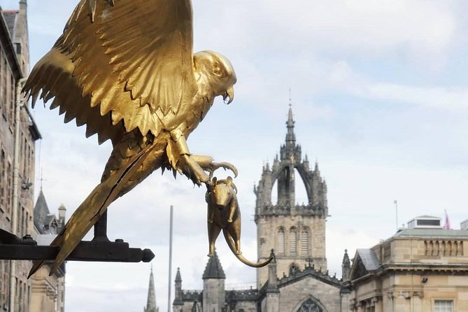 Old Town Walking Tour History and Tales in Edinburgh - Historical Background of Edinburgh