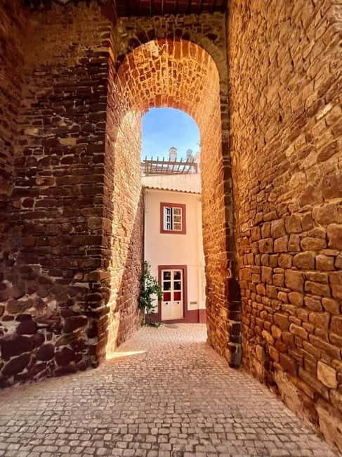 Olhao: Visit to an orange grove, and Silves, orange capital - Frequently Asked Questions
