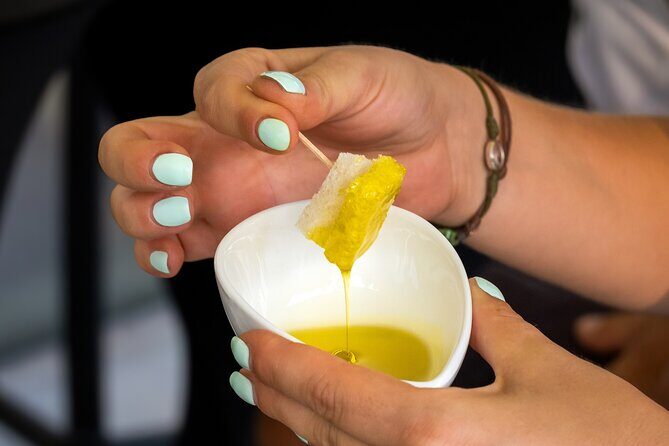 Olive Oil Tasting and Sunset Buggy Tour with Your Local Guide - What Makes This Tour Stand Out