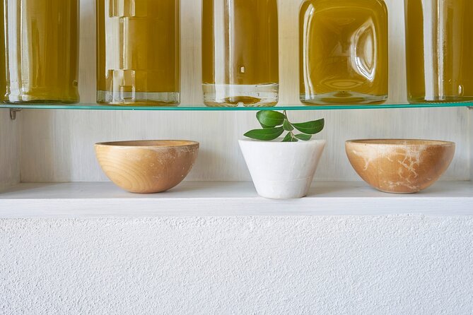 Olive Oil Tasting in Masseria in Ostuni - Pairing With Local Delicacies