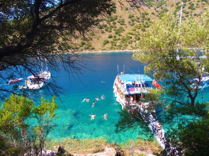 Ölüdeniz: Butterfly Valley Boat Trip With Buffet Lunch - Best Time to Visit