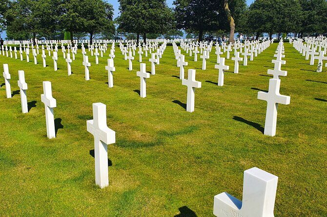 Omaha Beach and Colleville Cemetery Private Walking Tour - Who Will Benefit Most?