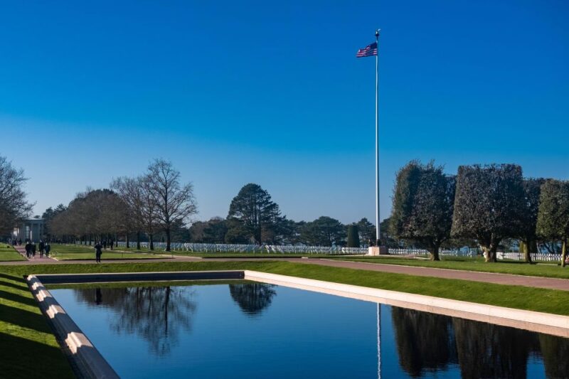 Omaha Beach : Guided Electric Bike Tour - Itinerary Highlights