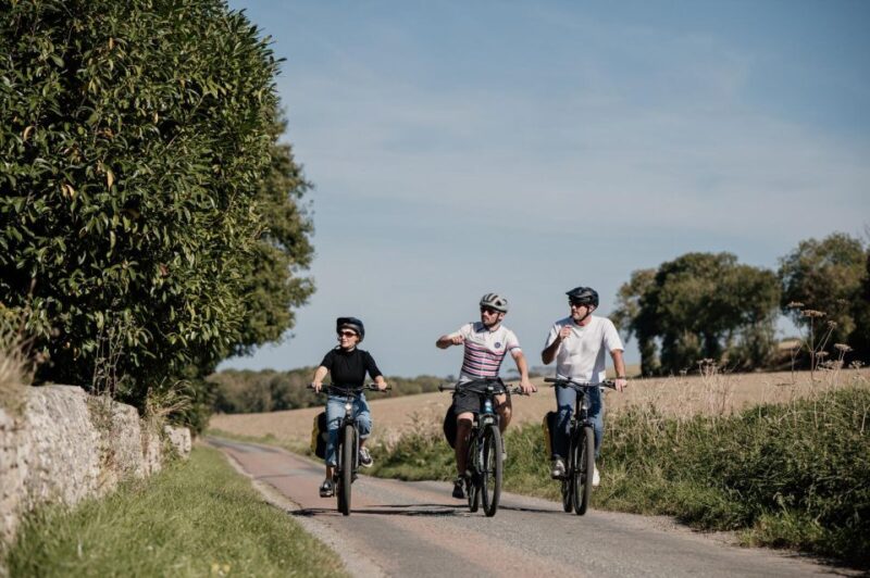Omaha Beach : Guided Electric Bike Tour - Bike Tour Experience