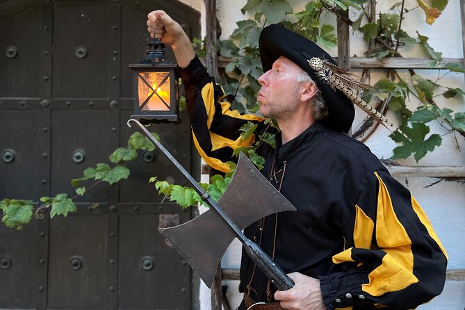 On the Road With the Night Watchman - Nighttime Ambiance and Sights