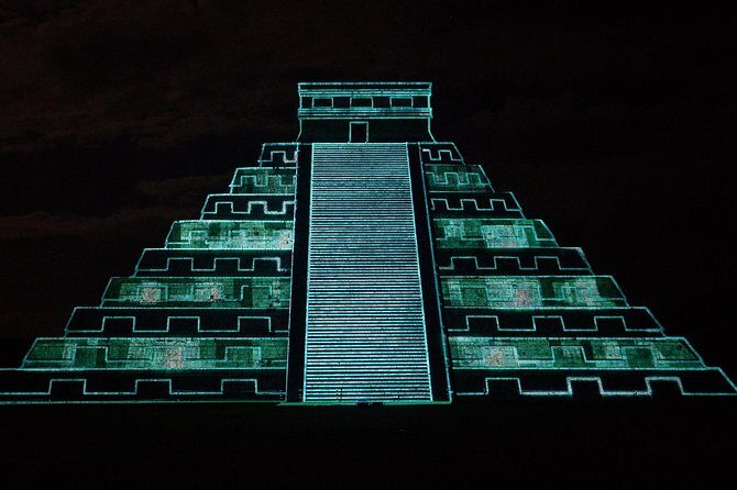 Oncelife experience of CHICHEN ITZA NIGHT SHOW. Cenote and Valladolid included. - In The Sum Up