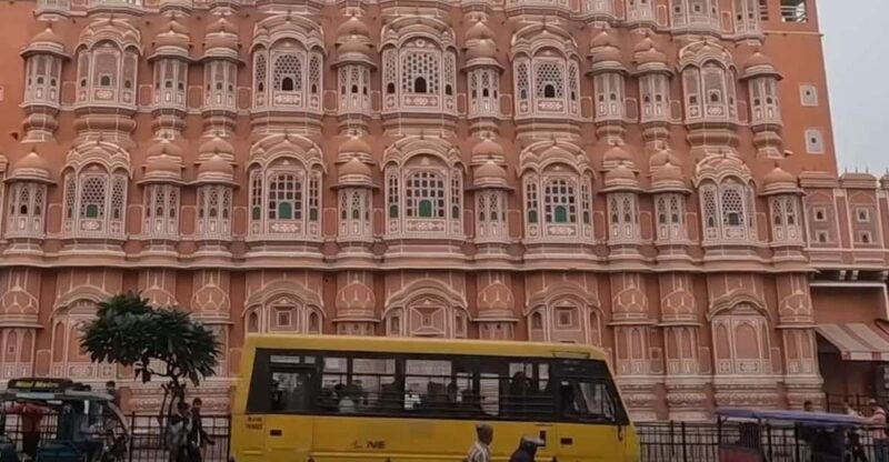 One-Day Jaipur Excursion: Depart From Delhi - Must-See Attractions
