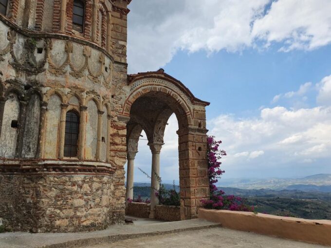 One Day Private Tour to Glory of Ancient Sparta and Mystras - Customer Experience and Reviews