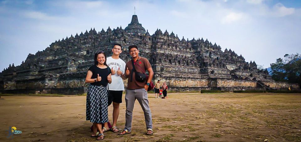 One Day Tour: Borobudur Climb - Prambanan and Sewu Temple - Exploring Prambanan Temple
