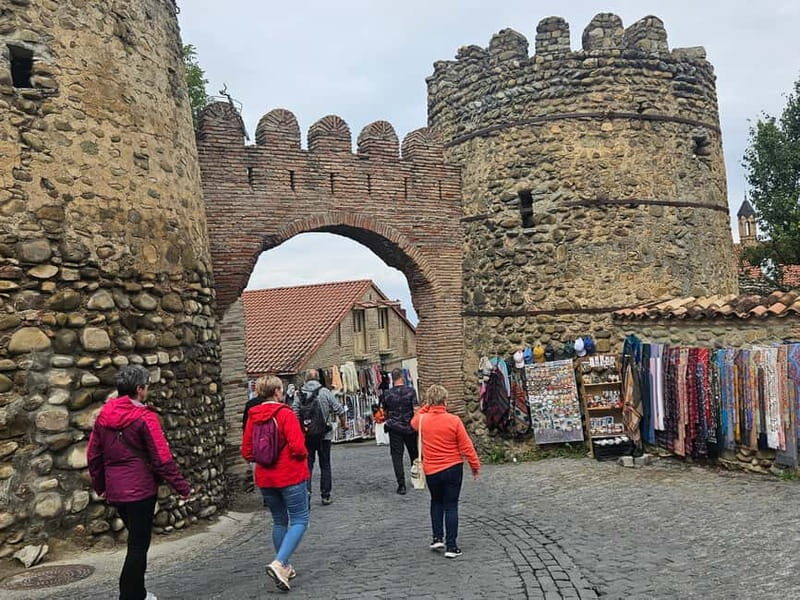 One-day tour in Kakheti with a guide and free wine tasting - FAQ