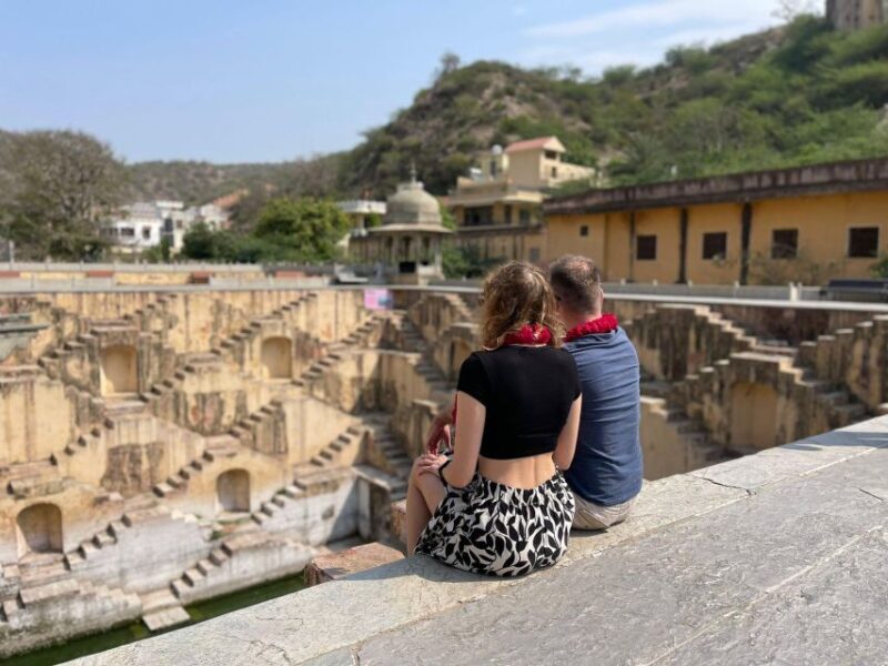 One Day Tour in Pink City Jaipur With Guide - Shopping in Jaipur
