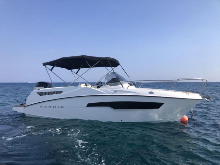 One Hour Boat Tour Departure Como With Private Captain - Key Points