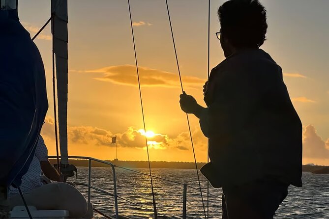 One Hour Cruise Around Marina Del Rey on a Classic Sailboat - The Sum Up