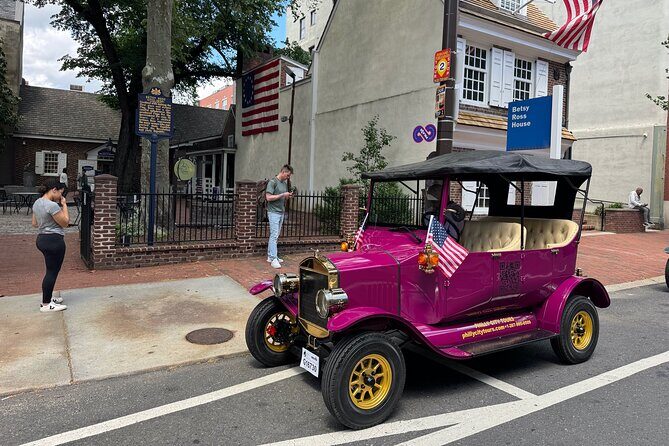 One Hour Tour Of Philadelphia Historical Sites In A Vintage Car - A Closer Look at the Itinerary