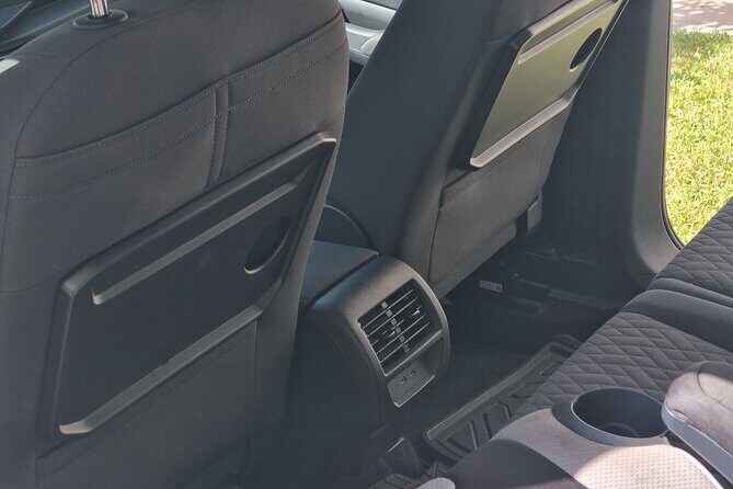 One way private Airport transfer - Overview of the Transfer Service