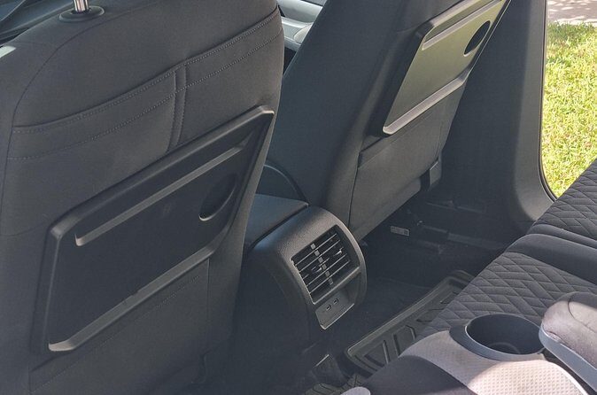 One way private Airport transfer - Who Should Consider This Transfer?