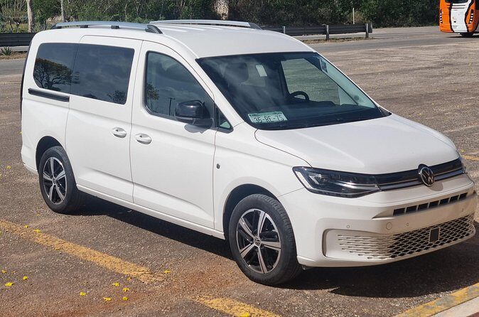 One way private Airport transfer - The Sum Up