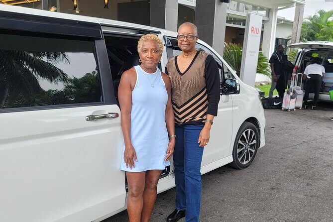 One way Private transfer from Airport to Resorts - FAQ