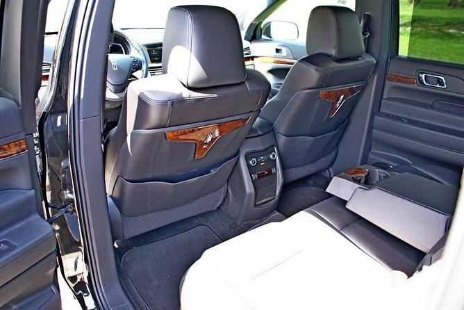 One-Way Private Transfer From Downtown Chicago to ORD by Sedan - Meeting and Pickup Process
