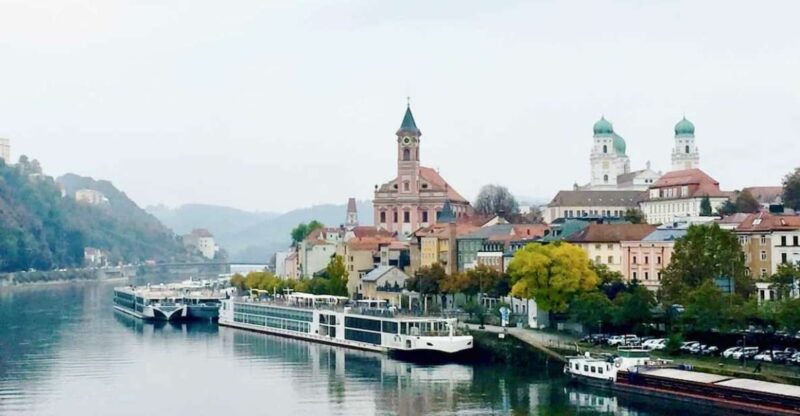 One Way Private Transfer Passau to Prague via ČEský Krumlov - Itinerary and Experience