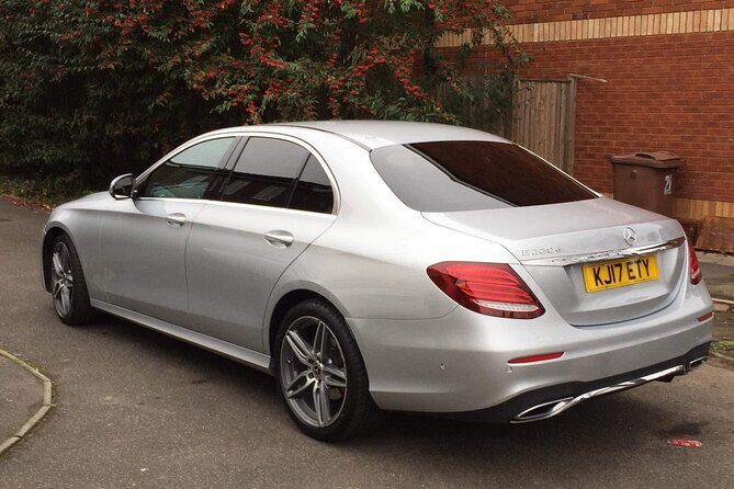 One Way Taxi Transfer from Heathrow Airport to Luton Airport - An In-Depth Look at the Heathrow to Luton Private Transfer