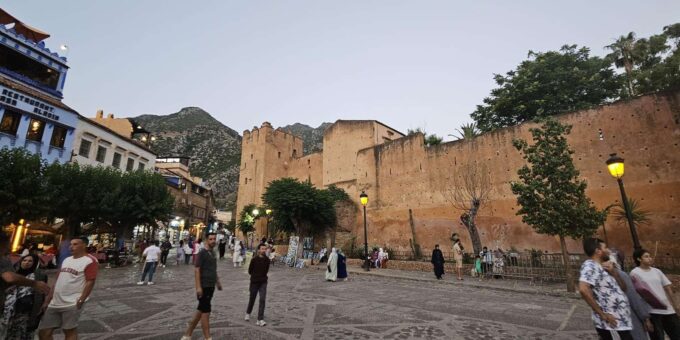 One-Way Transfer From Chefchaouen to Fes - Pickup and Drop-off
