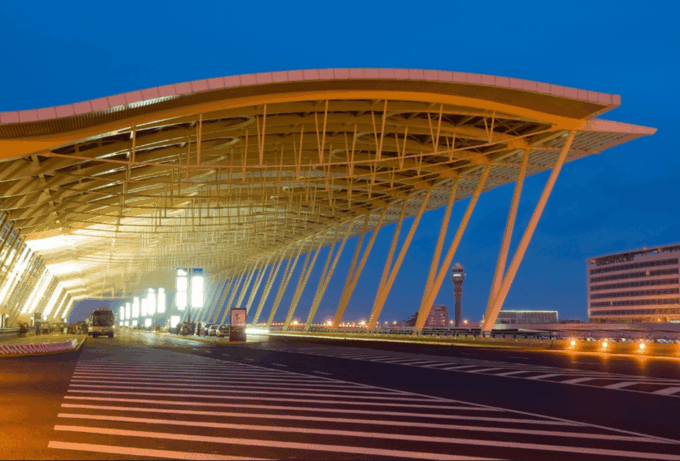 One Way Transfer From Shanghai Wusongkou Pier to PVG Airport - Pricing and Duration