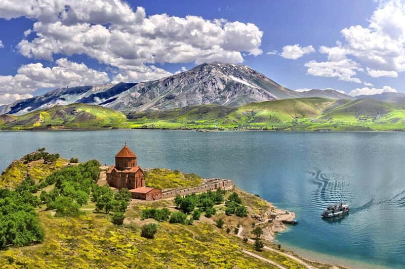 OneDay Tour to Armenia From Tbilisi: Sevan, Dilijan, Yerevan - What to Expect from the Tour