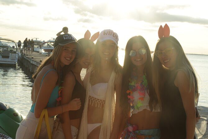 Only Adults Catamaran, Party Isla Mujeres! Departures from Cancun - Who Would Enjoy This Tour?