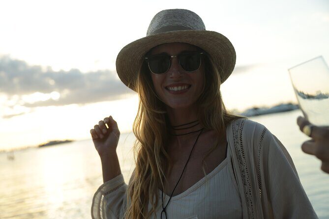 Only Adults Catamaran, Party Isla Mujeres! Departures from Cancun - The Sum Up