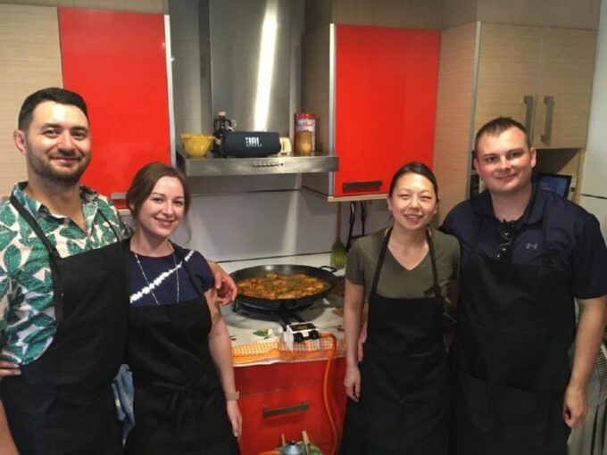 OnlyForYou, Paella Session at a Michelin-trained Chef's Home - Valencian Culinary Traditions