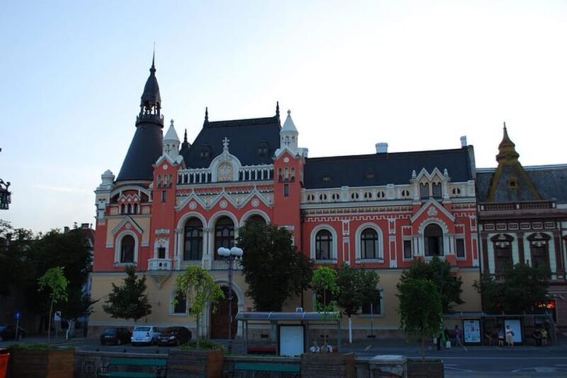 Oradea city tour - Catedrala Adormirea Maicii Domnului: Religious Grandeur